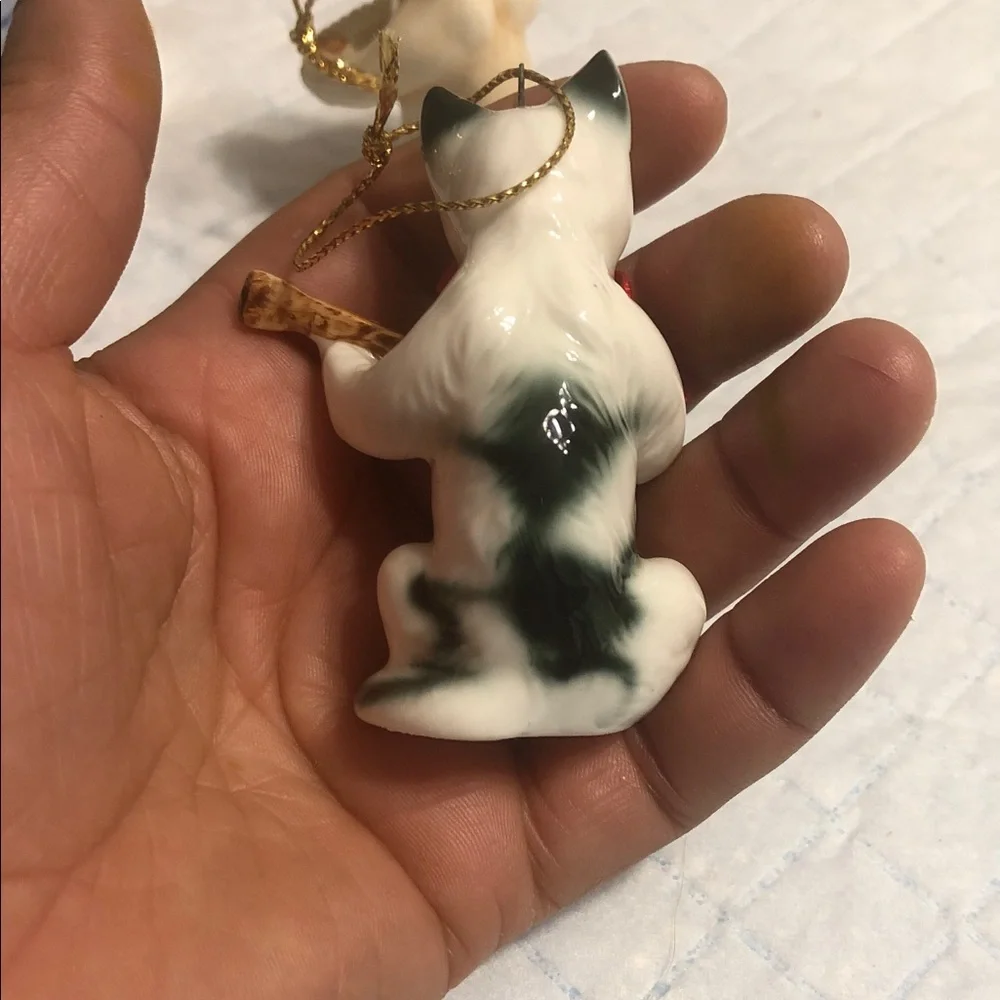 Porcelain Cat Musician Ornaments - White and Cream - Unbranded